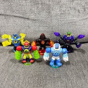 Legends of Akedo Mini Figures lot of 5 Moose